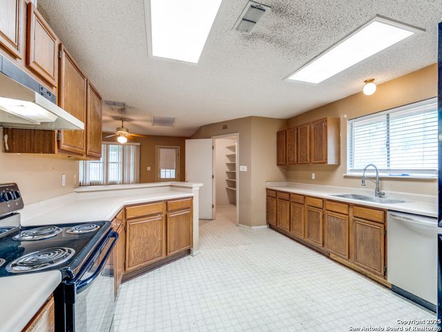 8434 Timber Loche, San Antonio, TX 78250
