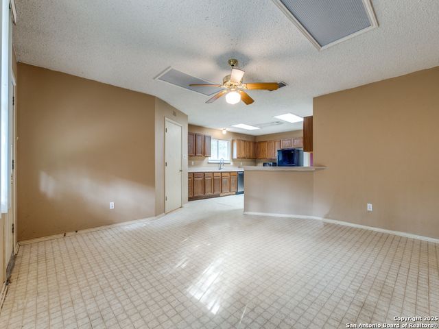 8434 Timber Loche, San Antonio, TX 78250