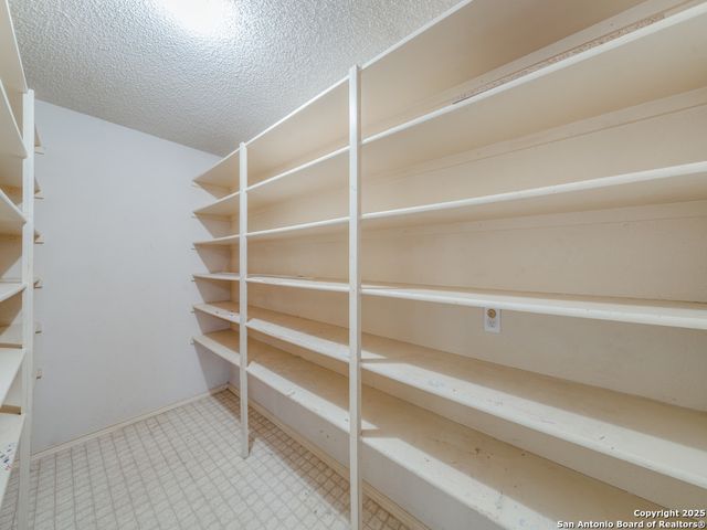 8434 Timber Loche, San Antonio, TX 78250