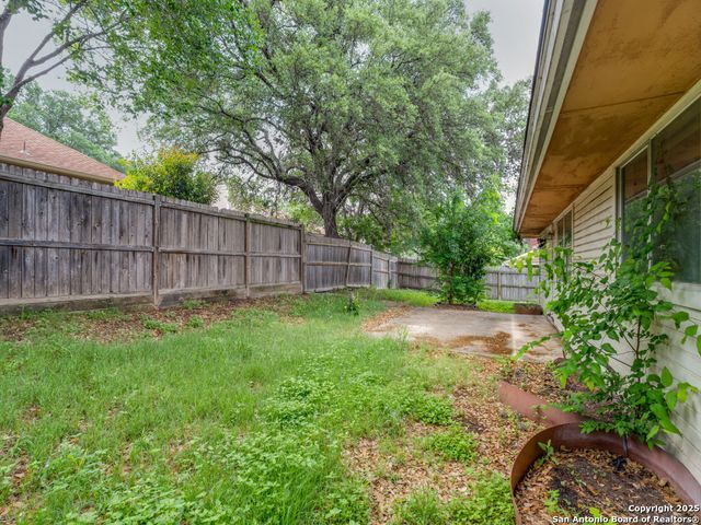 8434 Timber Loche, San Antonio, TX 78250