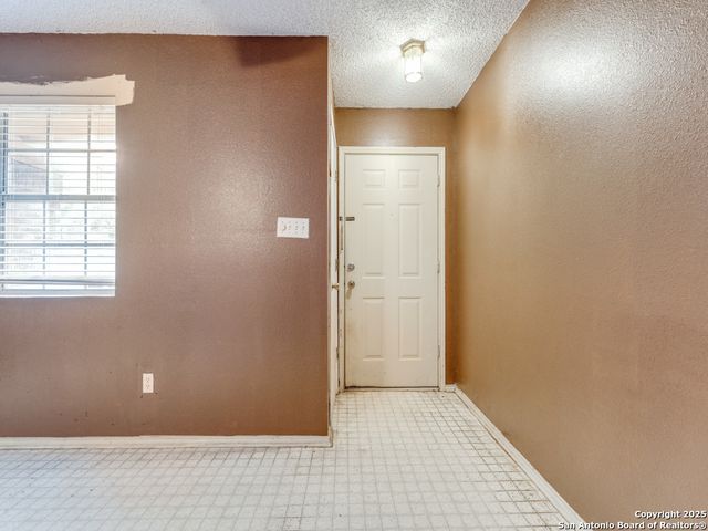 8434 Timber Loche, San Antonio, TX 78250
