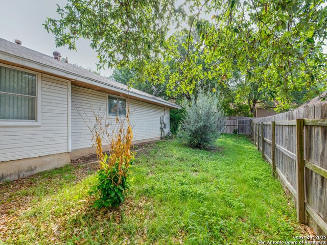 8434 Timber Loche, San Antonio, TX 78250