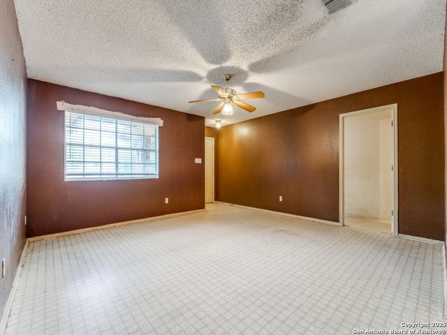 8434 Timber Loche, San Antonio, TX 78250