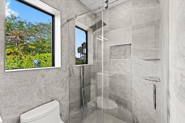 1049 W Palmetto Park Road, Boca Raton, FL 33486