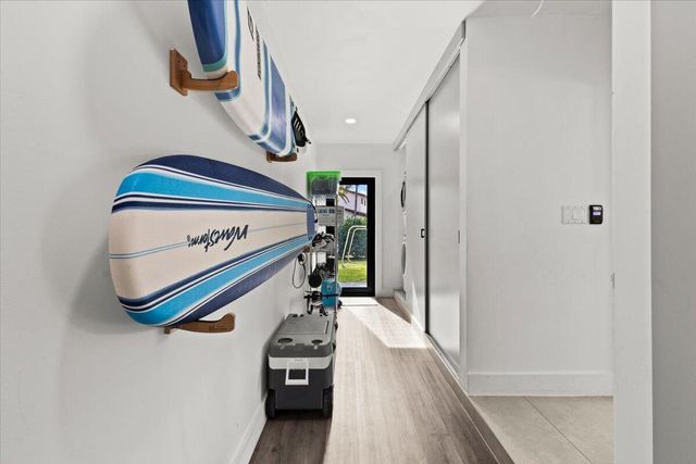 1049 W Palmetto Park Road, Boca Raton, FL 33486