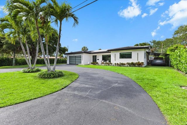 1049 W Palmetto Park Road, Boca Raton, FL 33486