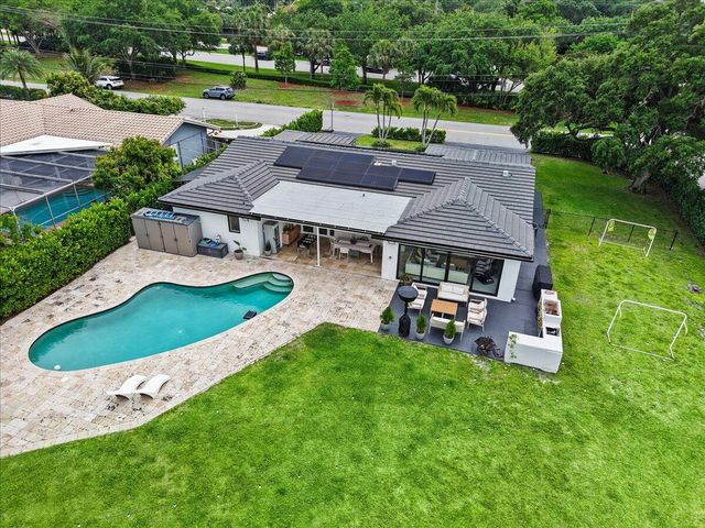 1049 W Palmetto Park Road, Boca Raton, FL 33486