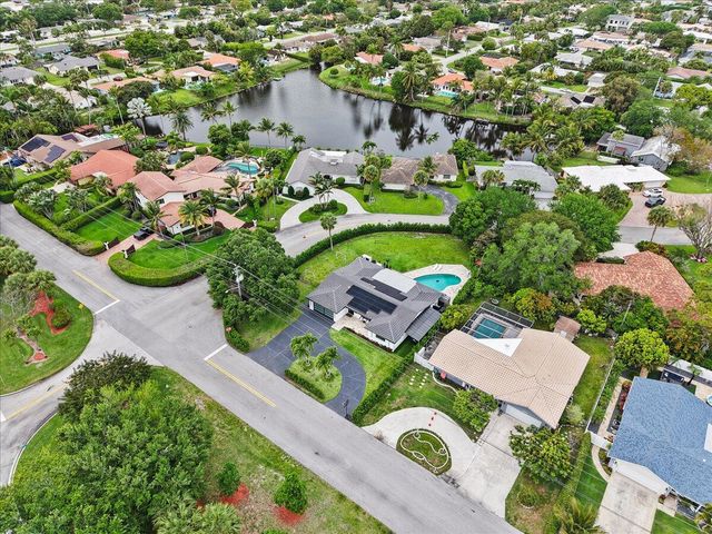 1049 W Palmetto Park Road, Boca Raton, FL 33486