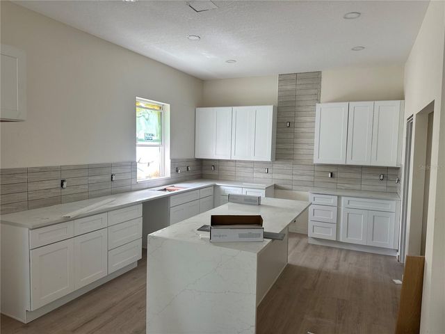 2144 5TH AVENUE N, St Petersburg, FL 33713