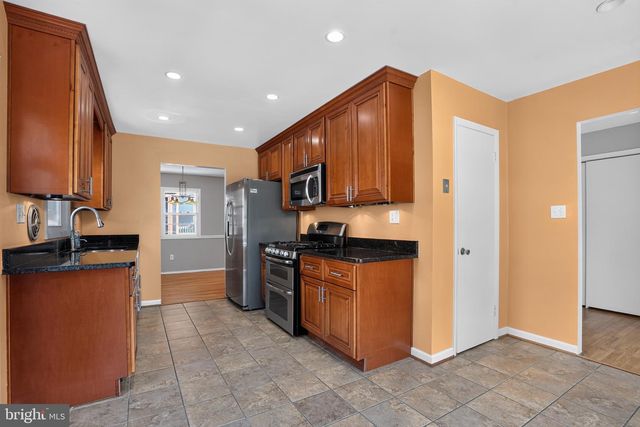6102 BROOKE JANE DR, Clinton, MD 20735