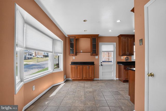 6102 BROOKE JANE DR, Clinton, MD 20735
