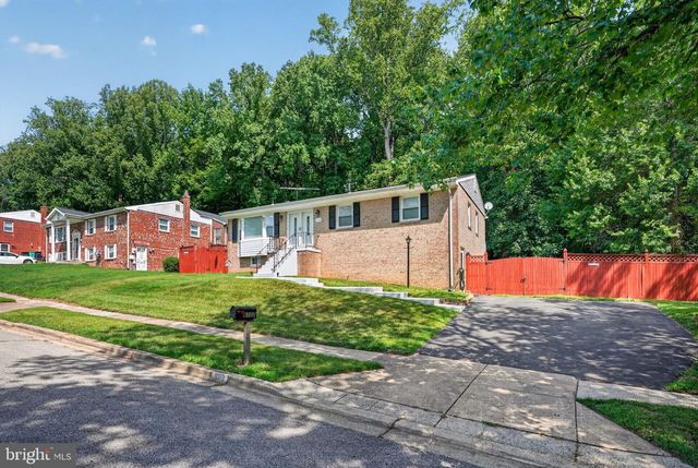6102 BROOKE JANE DR, Clinton, MD 20735