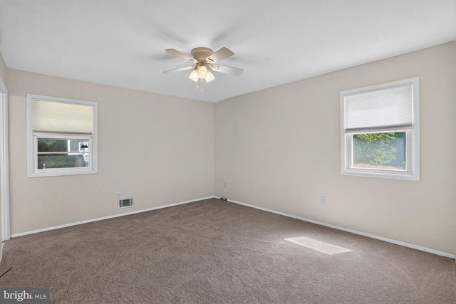6102 BROOKE JANE DR, Clinton, MD 20735
