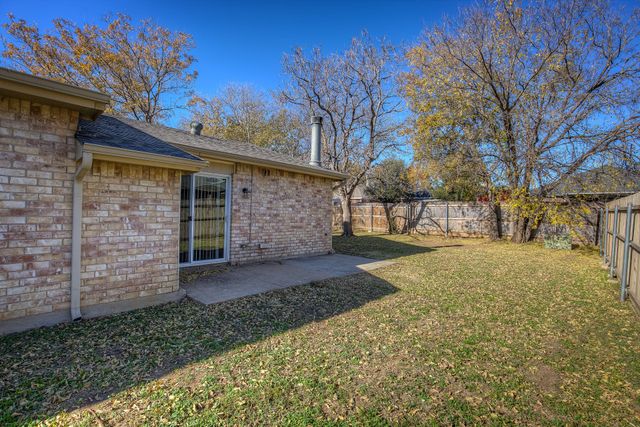 4221 Heath Street, Fort Worth, TX 76137
