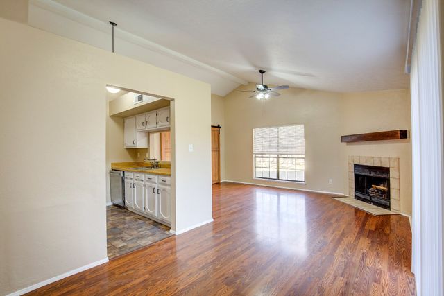 4221 Heath Street, Fort Worth, TX 76137