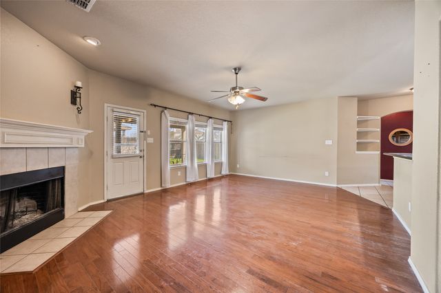 2012 Killeen Drive, Forney, TX 75126