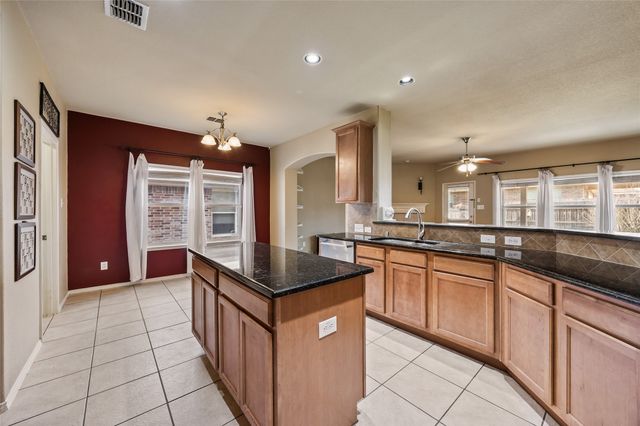 2012 Killeen Drive, Forney, TX 75126