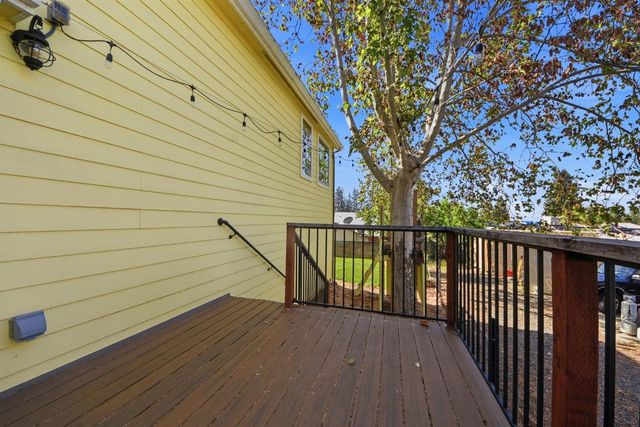 125 E Oak St, Colfax, CA 95713
