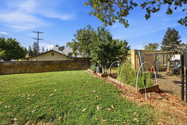 125 E Oak St, Colfax, CA 95713