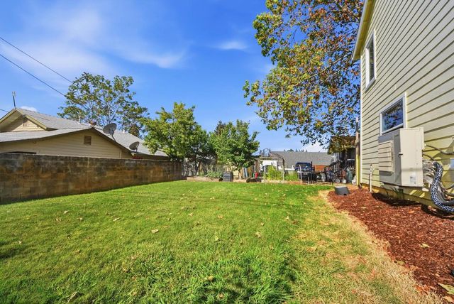 125 E Oak St, Colfax, CA 95713