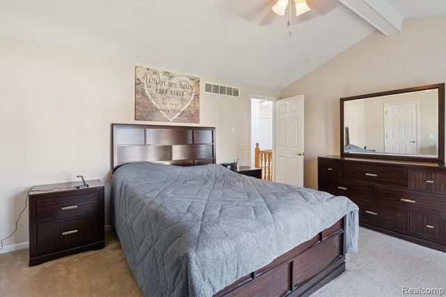 20387 Villa Grande Circle 19, Clinton Township, MI 48038