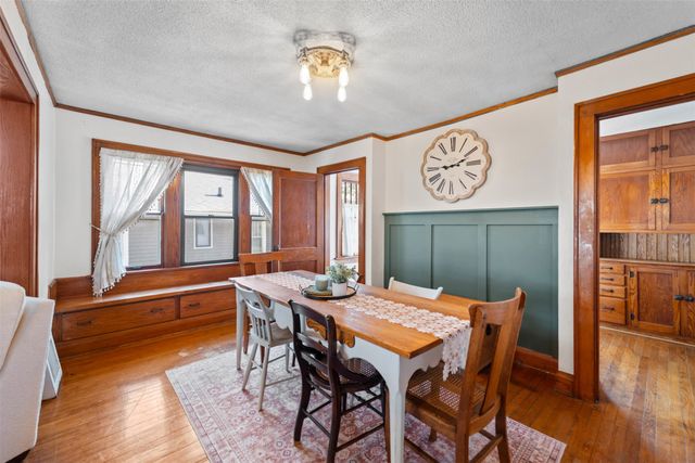 330 W 9th Street S, Newton, IA 50208