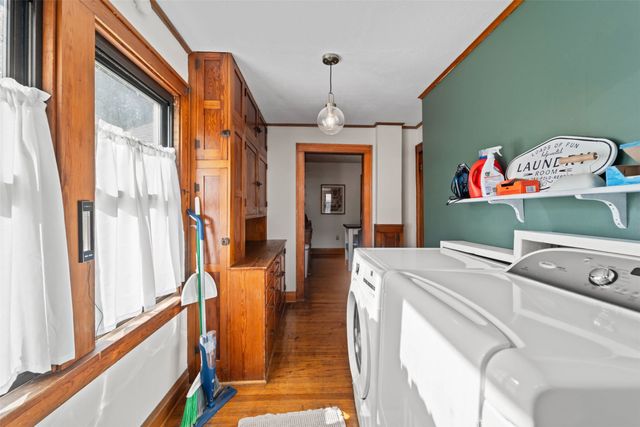 330 W 9th Street S, Newton, IA 50208