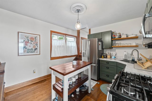 330 W 9th Street S, Newton, IA 50208