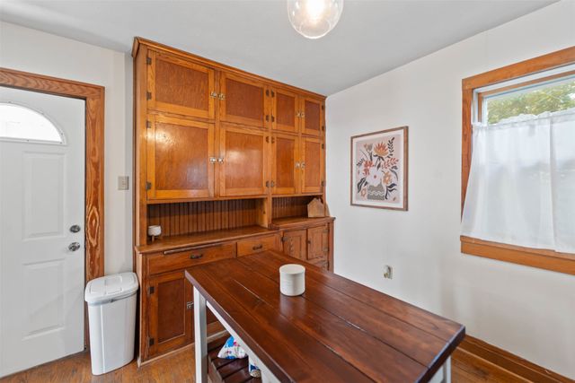 330 W 9th Street S, Newton, IA 50208