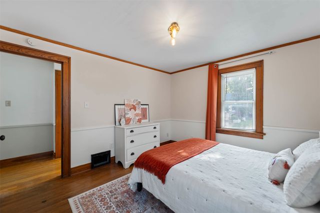 330 W 9th Street S, Newton, IA 50208