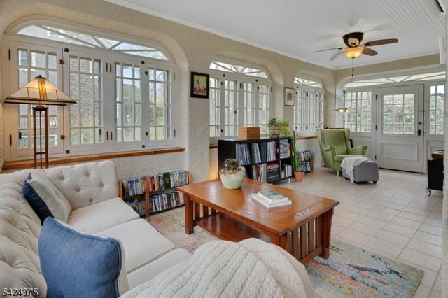 18 Ball Road, Mountain Lakes Boro, NJ 07046