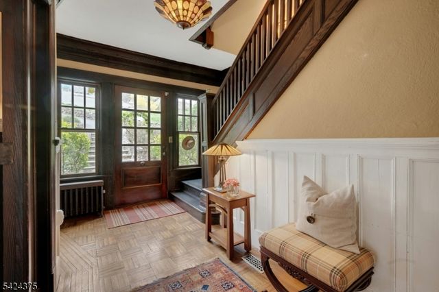 18 Ball Road, Mountain Lakes Boro, NJ 07046