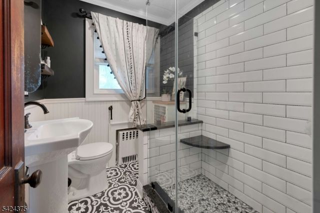 18 Ball Road, Mountain Lakes Boro, NJ 07046