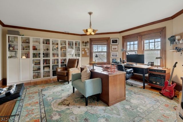 18 Ball Road, Mountain Lakes Boro, NJ 07046