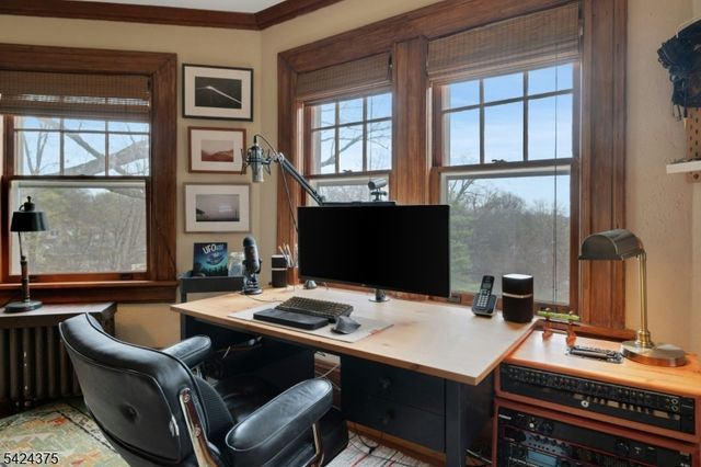 18 Ball Road, Mountain Lakes Boro, NJ 07046