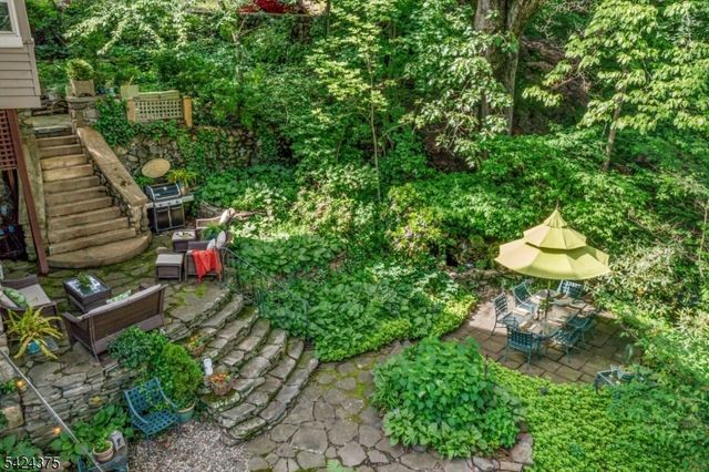 18 Ball Road, Mountain Lakes Boro, NJ 07046