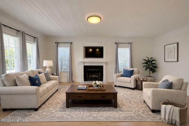 114 Cove Side Lane, Hampstead, NC 28443