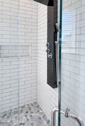 114 Cove Side Lane, Hampstead, NC 28443