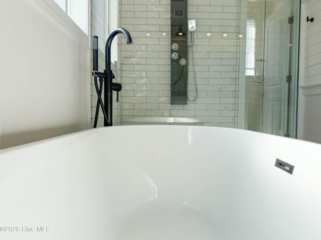 114 Cove Side Lane, Hampstead, NC 28443