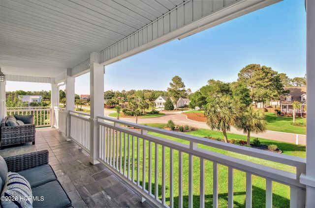 114 Cove Side Lane, Hampstead, NC 28443