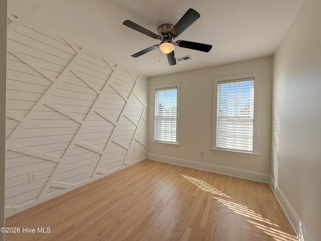 114 Cove Side Lane, Hampstead, NC 28443