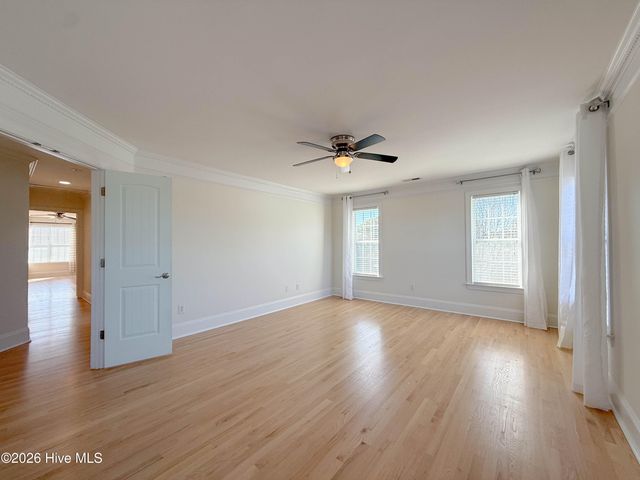 114 Cove Side Lane, Hampstead, NC 28443