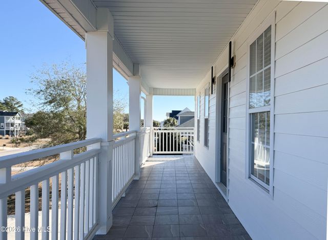 114 Cove Side Lane, Hampstead, NC 28443