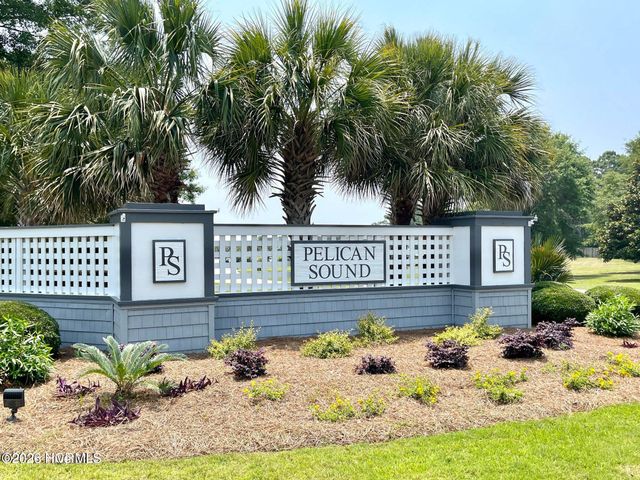 114 Cove Side Lane, Hampstead, NC 28443