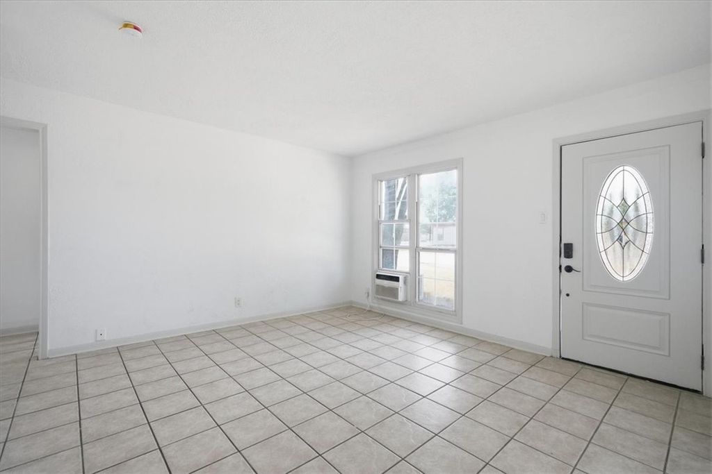 1226 Bernice Dr, Corpus Christi, TX 78412 — photo 2