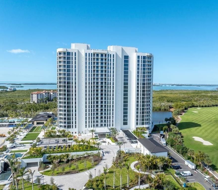 4810 Pelican Colony BLVD 2104, BONITA SPRINGS, FL 34134 — exterior