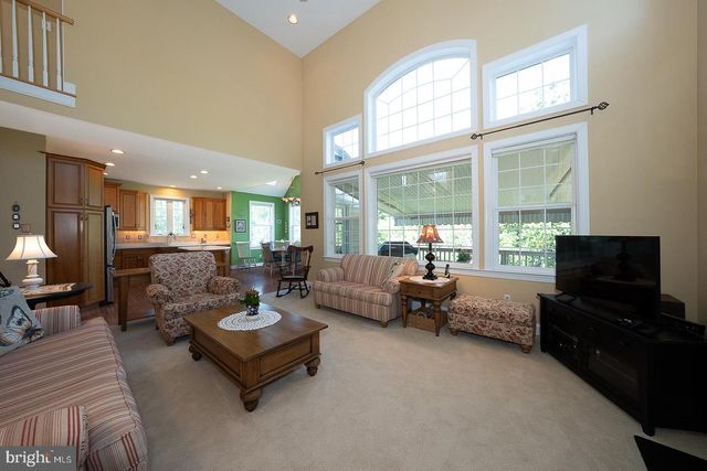 12 SHADY BROOK LN, Malvern, PA 19355
