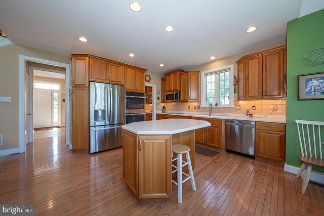 12 SHADY BROOK LN, Malvern, PA 19355