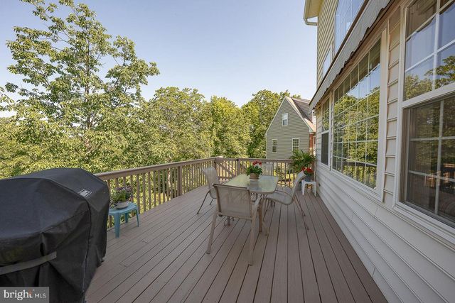 12 SHADY BROOK LN, Malvern, PA 19355