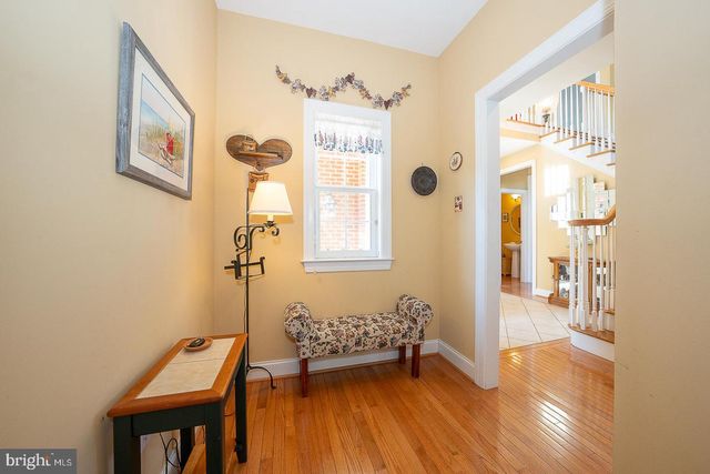 12 SHADY BROOK LN, Malvern, PA 19355